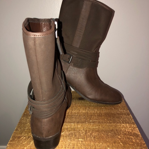 Women's Short Riding Boot - Picture 3 of 4